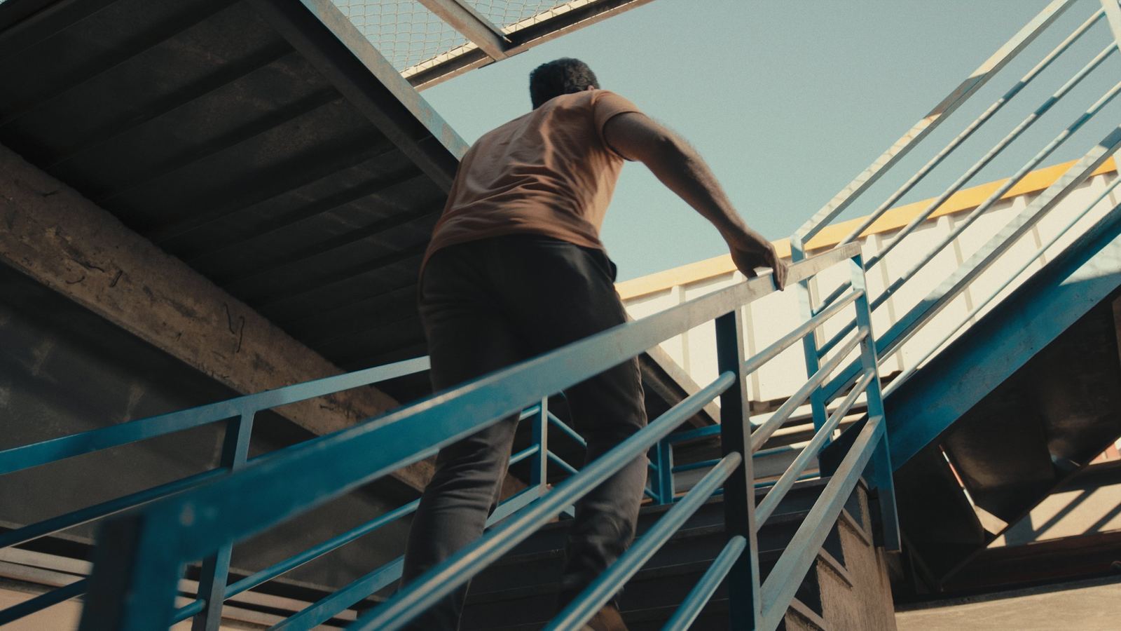 UCEFF — still graded by Vertigo Color 6