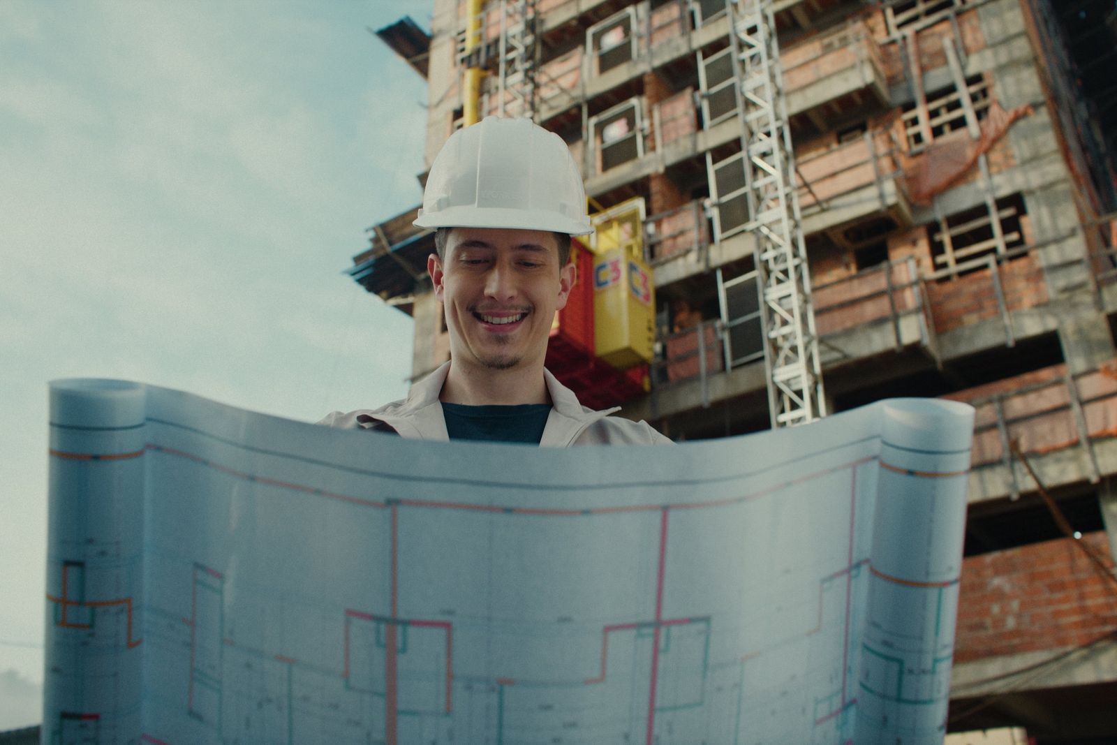 UNISC — Comunidade — still graded by Vertigo Color